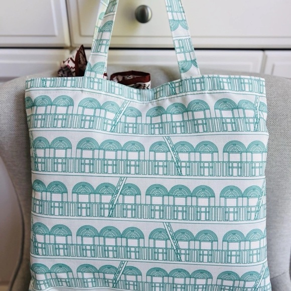 Gucci 63 Wooster Tote - Teal and Red - Picture 6 of 15